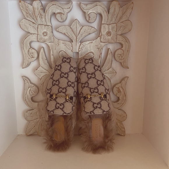 GUCCI: Princetown Horsebit Accent Mules (RARE!!)